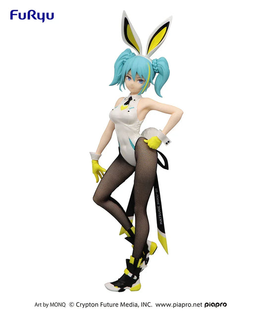 Figure | Hatsune Miku | Street ver. | FuRyu Bicute Bunnies - Anime Island CA