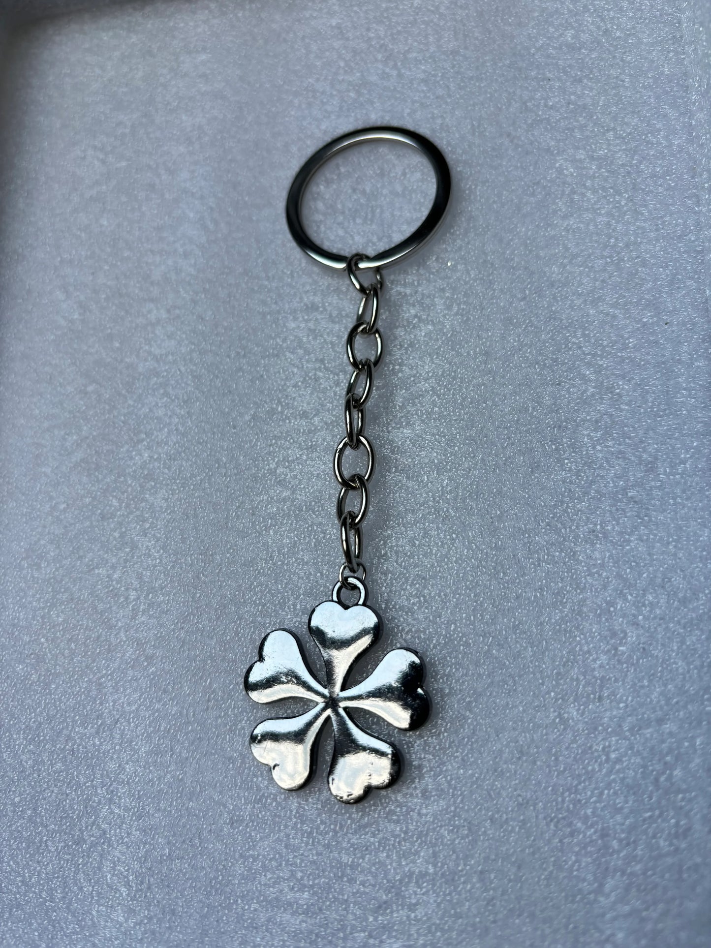 Keychain | Black Clover | 5-leaf Clover - Anime Island CA