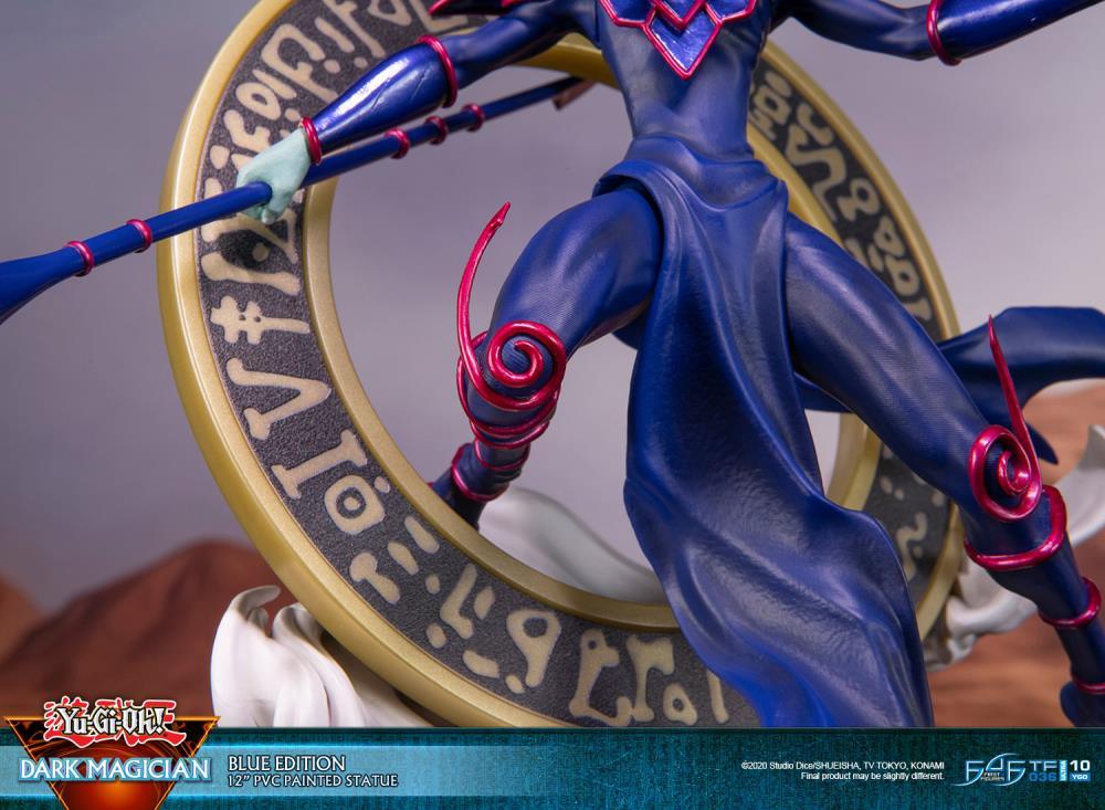 Figure | Yu-Gi-Oh! | Dark Magician | Dark Horse Comics Figure Dark Horse Comics