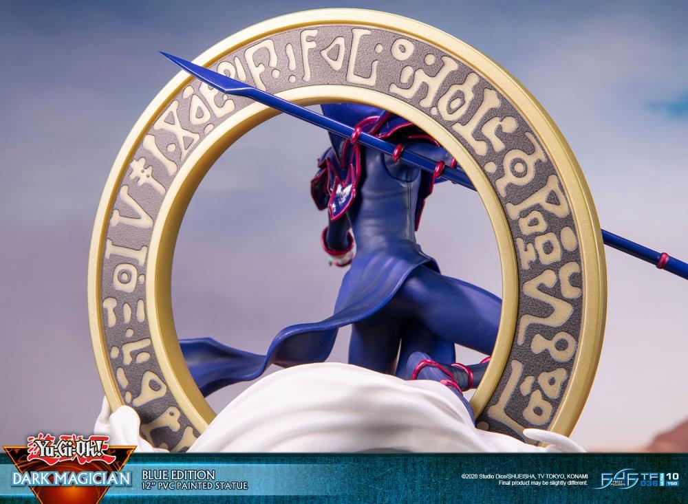 Figure | Yu-Gi-Oh! | Dark Magician | Dark Horse Comics Figure Dark Horse Comics