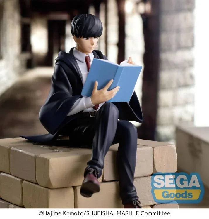 Figure | Mashle: Magic and Muscles | Mash Burnedead | Banpresto Perching Figure Banpresto