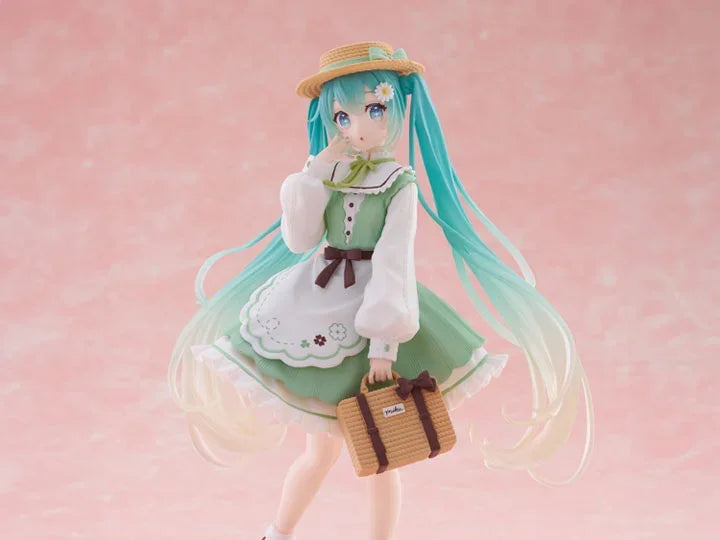 Figure | Hatsune Miku | Fashion Country ver. | Taito Figure Taito