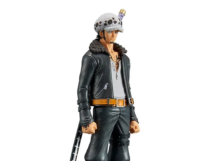 Figure | One Piece | Trafalgar Law | Banpresto DXF Red The Grandline Men v.10 Figure Banpresto