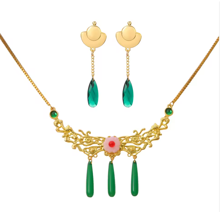 Necklace | Apothecary Diaries