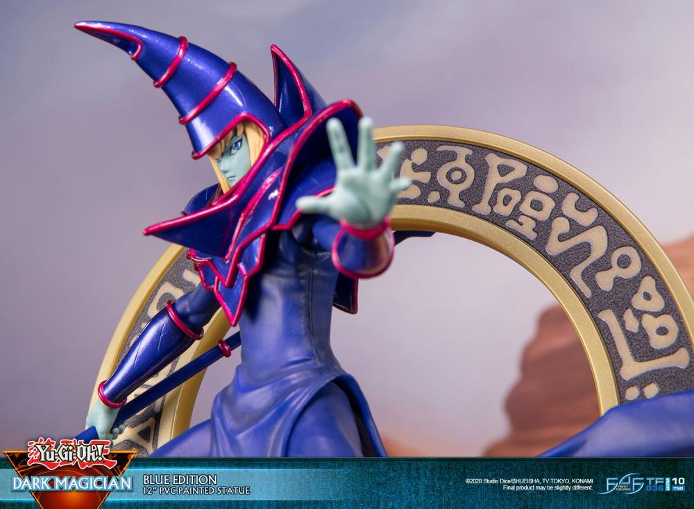Figure | Yu-Gi-Oh! | Dark Magician | Dark Horse Comics Figure Dark Horse Comics