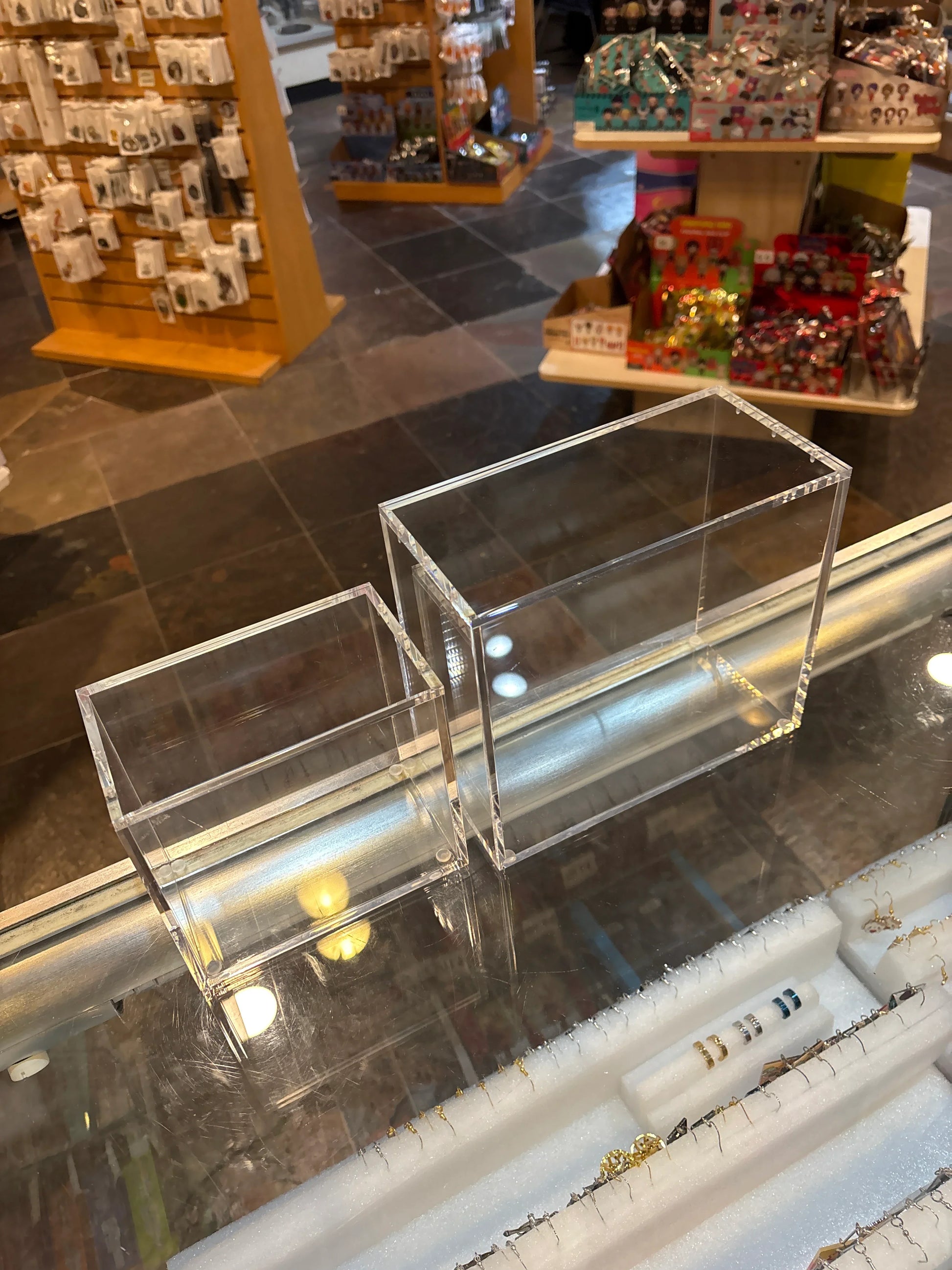 Card Display | Clear Acrylic Case (see variants) Card Display Anime Island