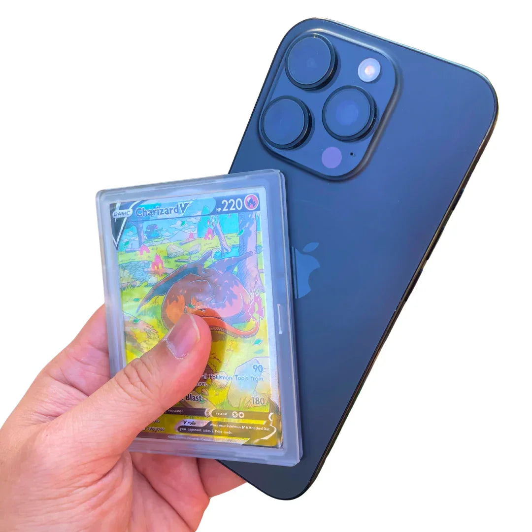 Card Display | Medusa Snap Case Anime Island CA
