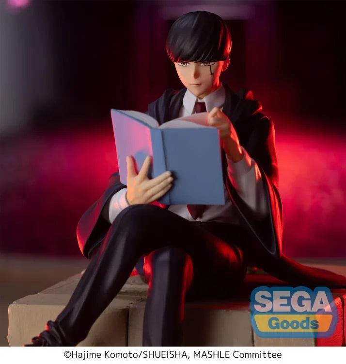 Figure | Mashle: Magic and Muscles | Mash Burnedead | Banpresto Perching Figure Banpresto