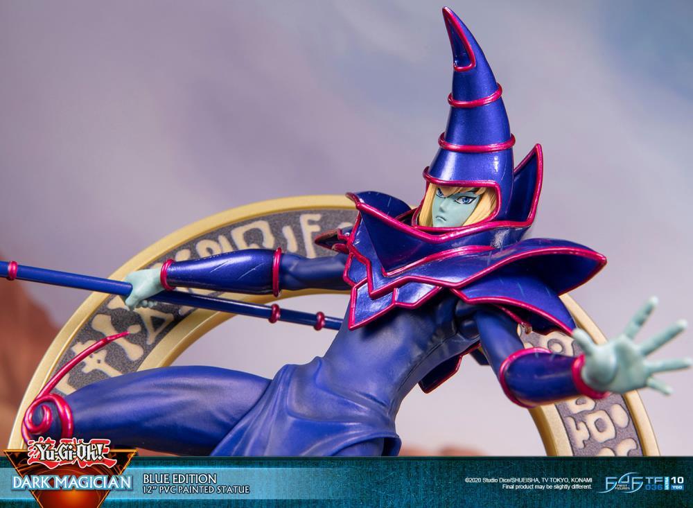 Figure | Yu-Gi-Oh! | Dark Magician | Dark Horse Comics Figure Dark Horse Comics