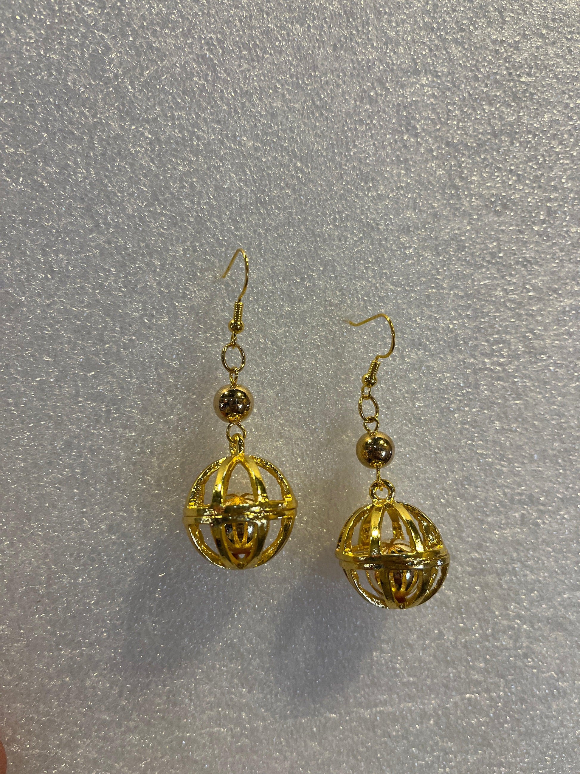 Earring | Tokyo Revengers | Kazutora Hanemiya (see variants) Earrings Anime Island CA