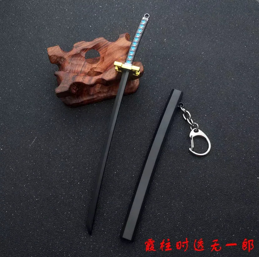 Keychain | Demon Slayer: Kimetsu no Yaiba | Katana (see variants) Keychain Anime Island CA