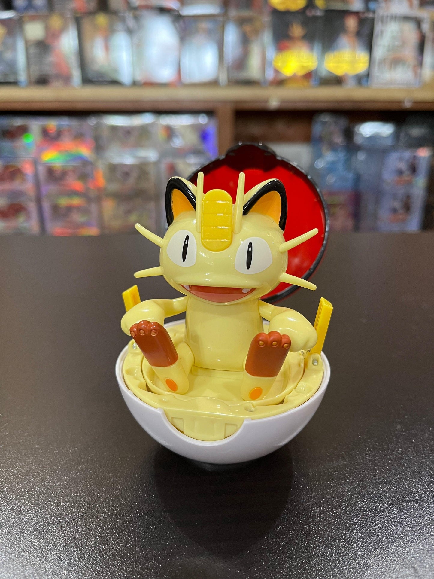 Pokémon | Poké Ball | Pop-Up Figure | Meowth Pokeball Anime Island CA