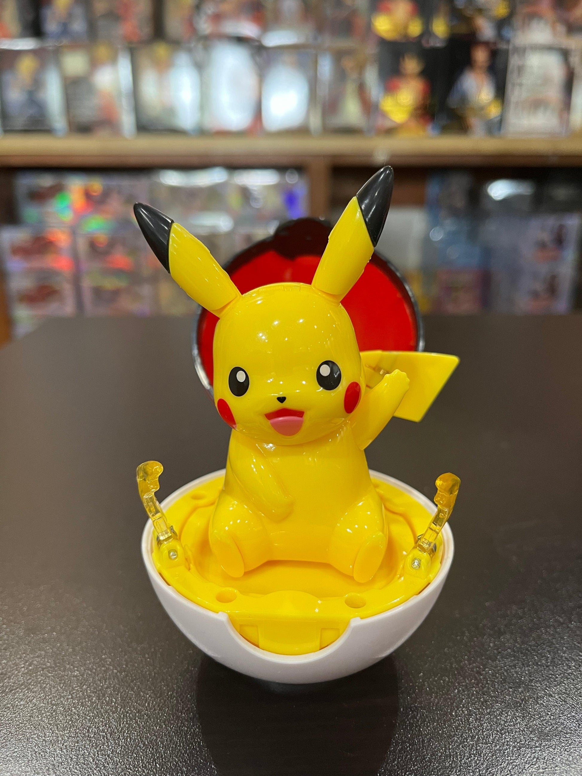 Pokémon Pokeball with Pop-Up Figure - Pikachu - Anime Island CA